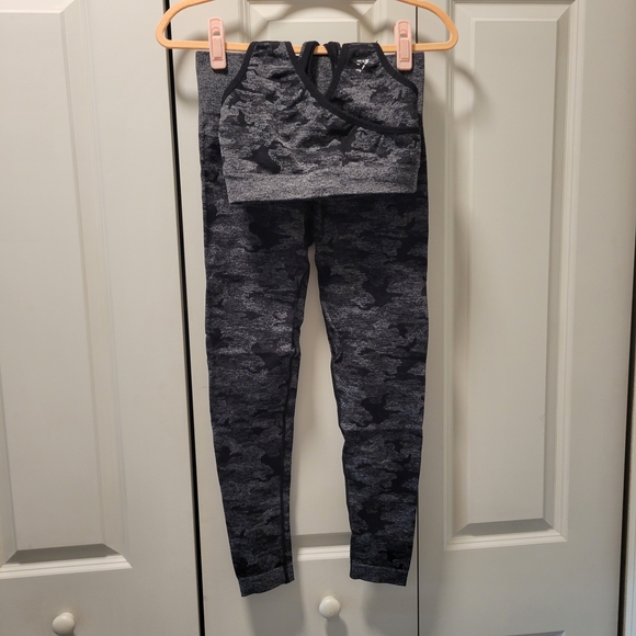 Gymshark Adapt Camo Set - Picture 1 of 5